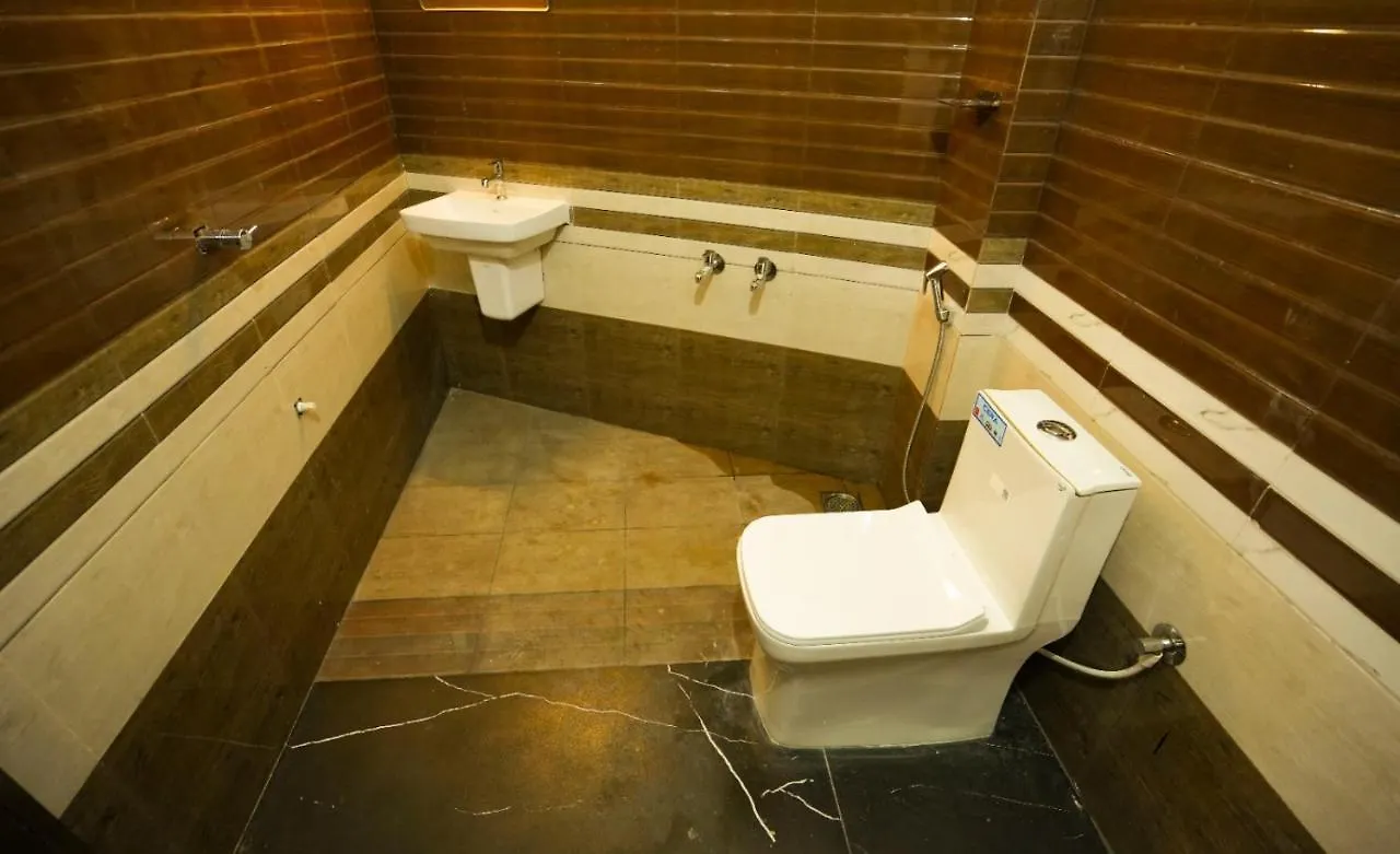 Ek Residency Hotel Munnar